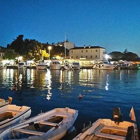 Gemuetliches Fuer 2 Personen In Malinska